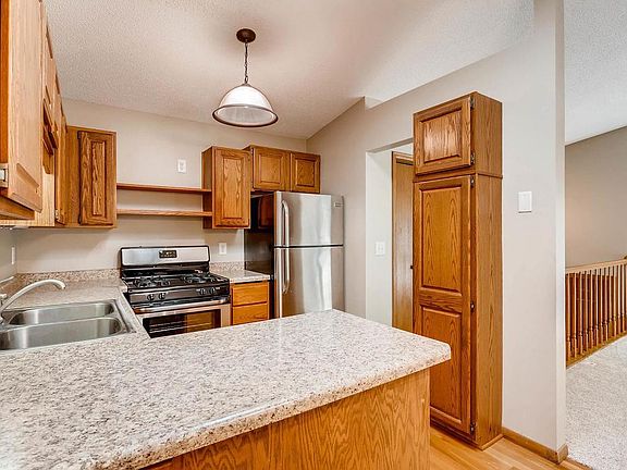 2nd image of 8621 N Zinnia Way