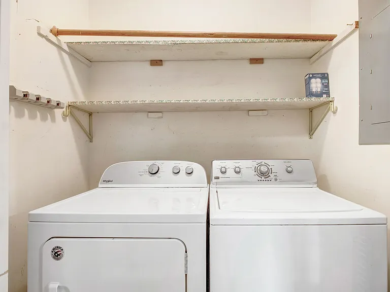 303 Wanda Dr — Photo 19