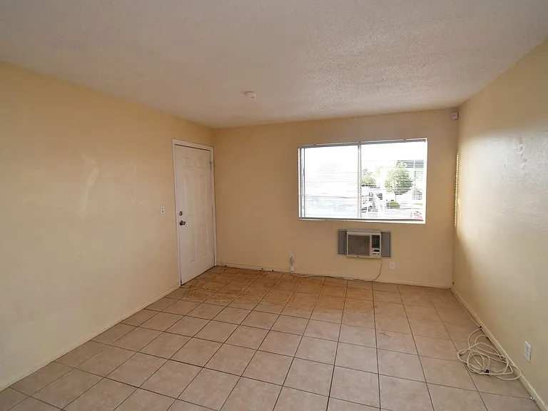 3021 E Carey Ave #4 — Photo 6