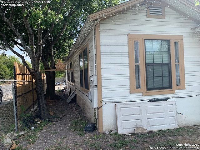 1st image of 3502 W Poplar St