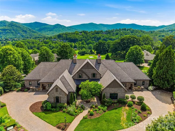 9 Linkside Ct, Arden, NC 28704
