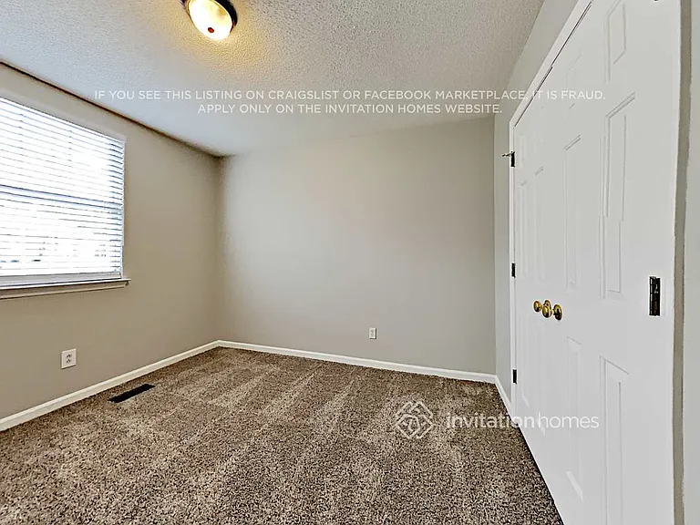 3939 Armitage Dr — Photo 19
