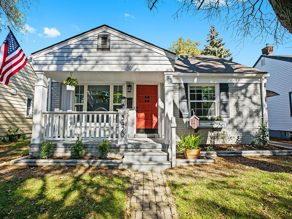 3420 Ravena Ave