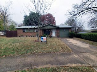 4700 Dee Ct, Fort Worth, TX 76135