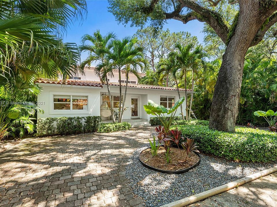 1st image of 2315 Tequesta Ln