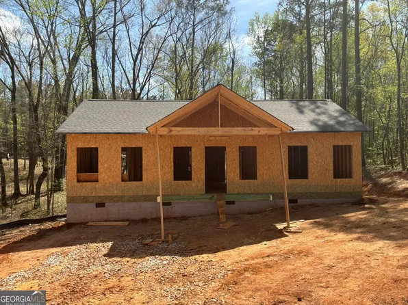 667 Cherokee Ln, Buchanan, GA 30113