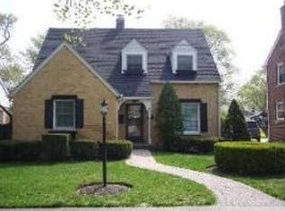 1029 S Delphia Ave, Park Ridge, IL 60068