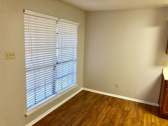5th image of 3014 Sappington Pl APT C