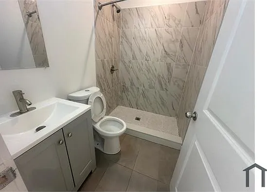 5102 Arch St #2 — Photo 11