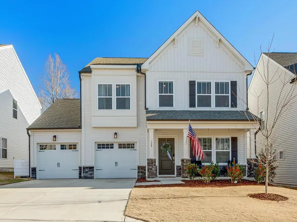 128 Curling Creek Dr, Clayton, NC 27527