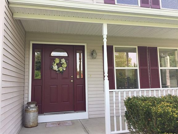 2nd image of 8 Evanna Dr