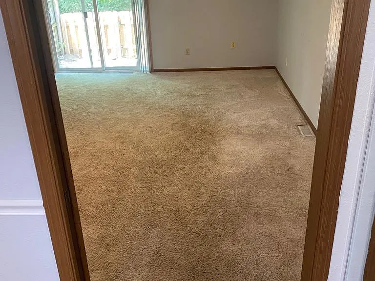2739 Sweetbriar Ct — Photo 10