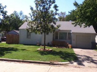 307 Old Manor Rd, Ellinwood, KS 67526