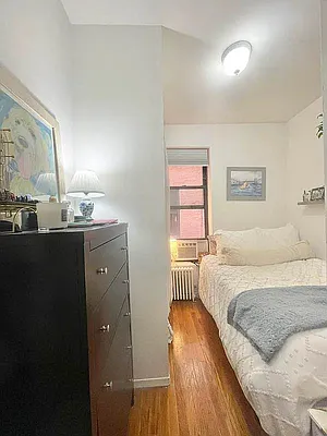 Rented by Oxford Property Group | media 10