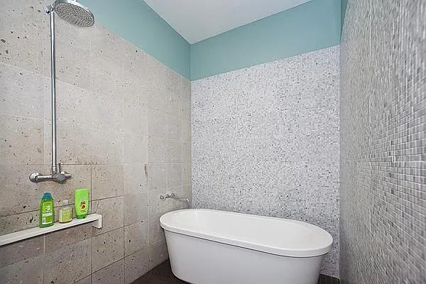 Sold by Nest Seekers International | media 7