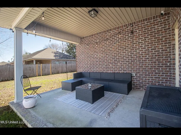 13736 Fieldcrest Way — Photo 19