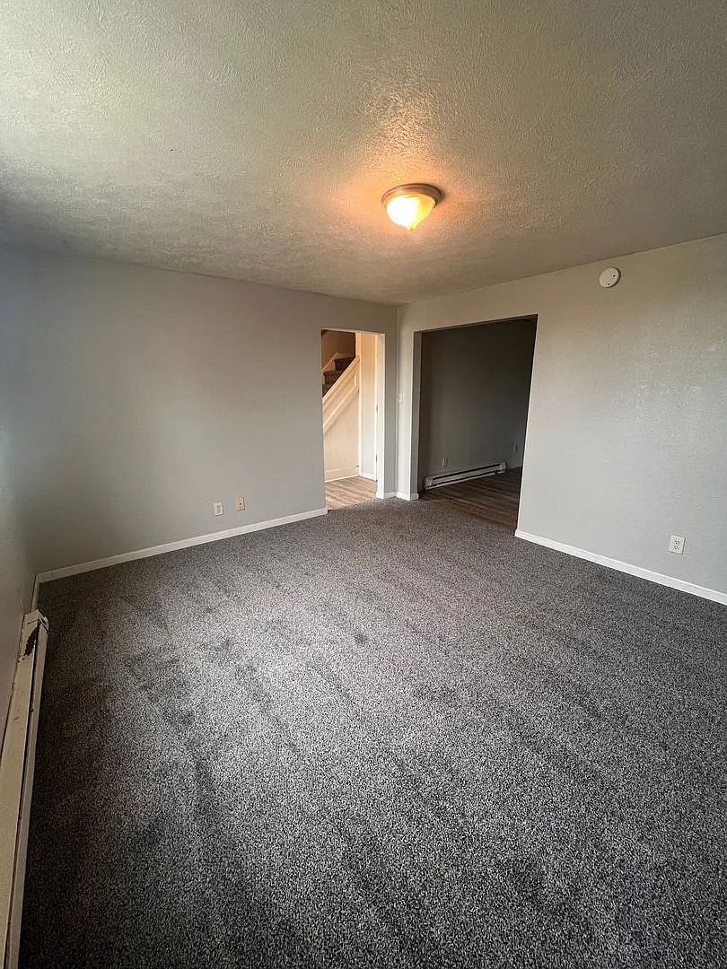 1005 Kilgore - 2 Bedrooms Home located in Downtown Muncie! — Photo 3