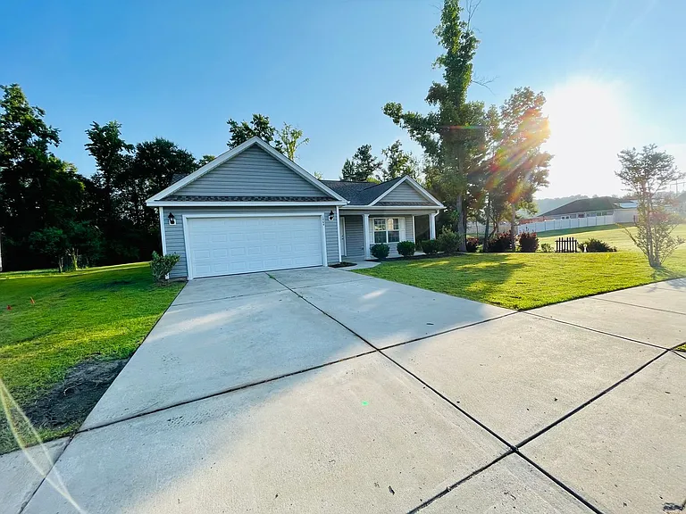 1404 Abberbury Dr — Photo 2