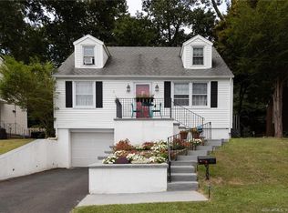 158 Milton Ave, West Haven, CT 06516