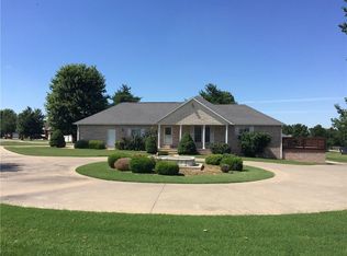 2385 Montclair Ave, Siloam Springs, AR 72761