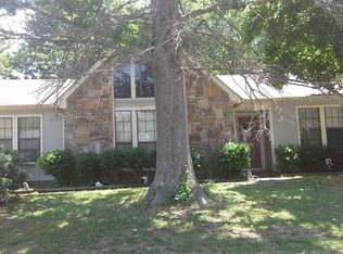6024 Beauvoir Dr, Millington, TN 38053