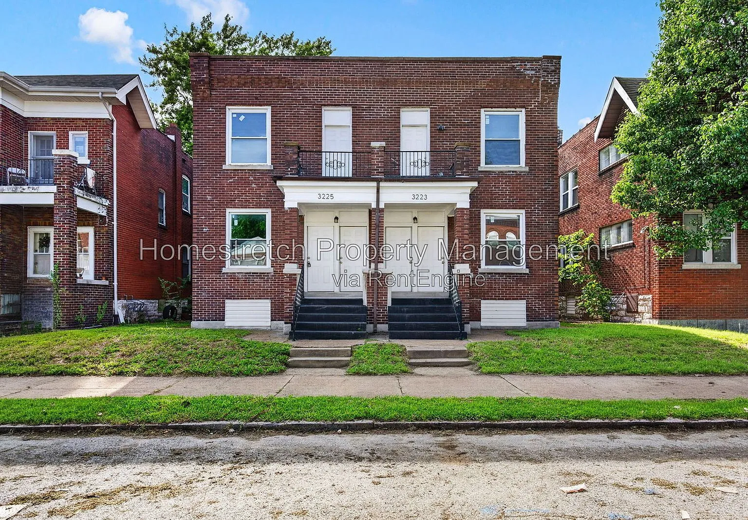 1 bed, 1.0 bath, 901 sqft, $950 — Photo 1