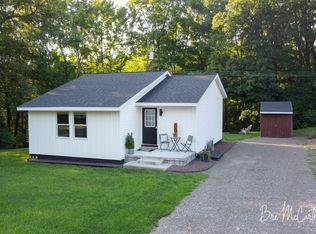 68 E River Rd, Muskegon, MI 49445