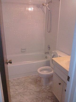 3rd image of 4470 Westview Ln