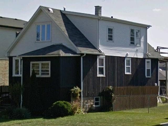 1st image of 2939 W 102nd St