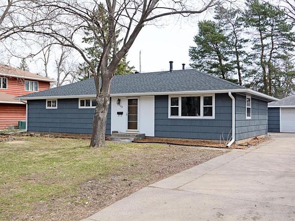 3rd image of 6909 Pleasant Ave S