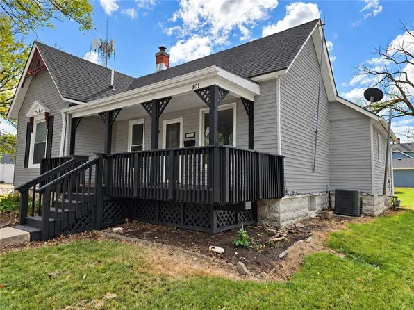 301 W Peoria St, Paola, KS 66071