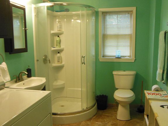 Downstairs bath/laundry