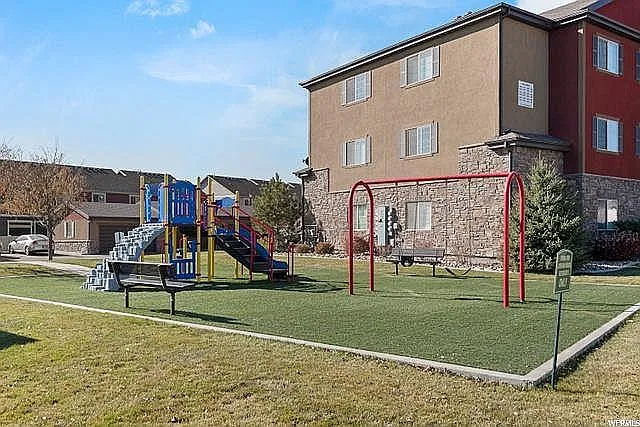 87 E Jordan Ridge Blvd #605 — Photo 19