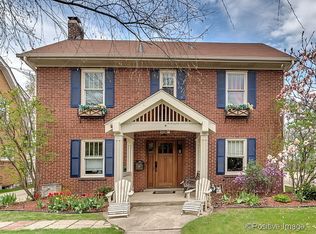 170 N Park Blvd, Glen Ellyn, IL