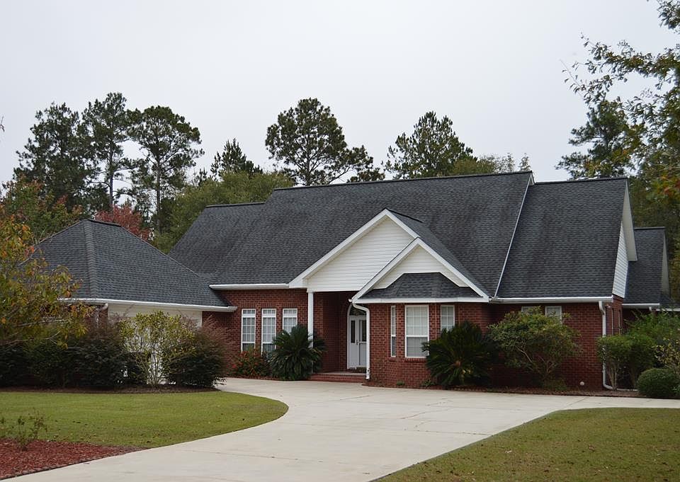 1st image of 716 Sharpe Dr