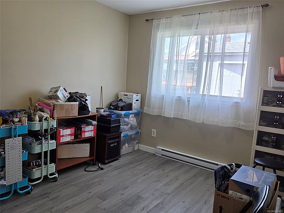 5th image of 4535 Arrowsmith Rd