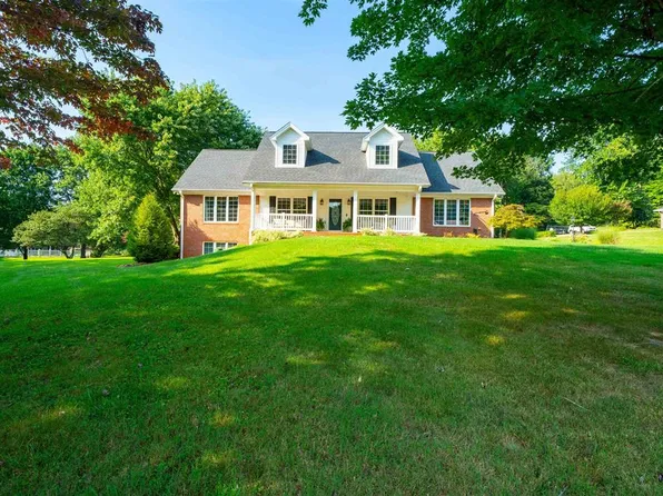 4851 Timber Ridge Dr, Owensboro, KY 42303