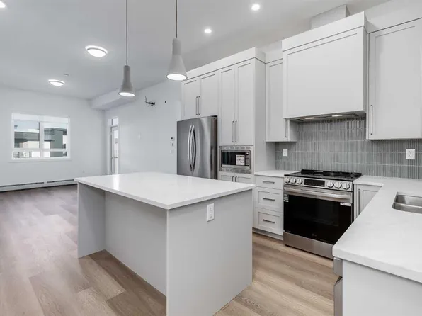 520 E Reynolds Ave SW #1414, Airdrie, AB T4B 5G2