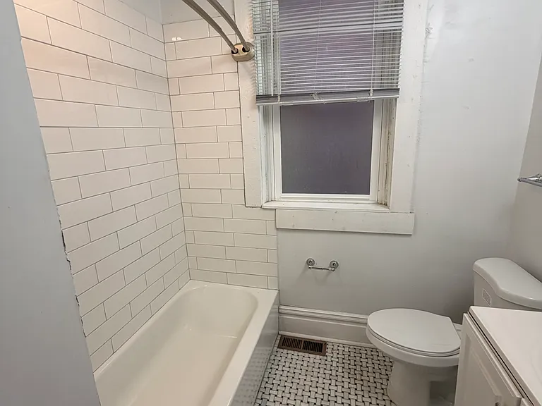 5920 McPherson Ave #1 — Photo 4