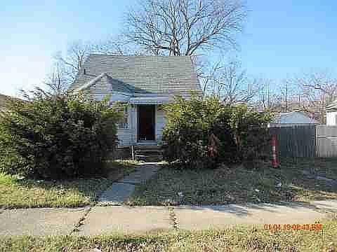 8119 Central