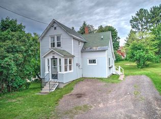 1007 Ingot St, Hancock, MI 49930