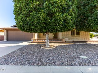 719 S Penrose Cir, Mesa, AZ 85206