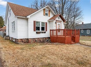 610 Oak St, Spooner, WI 54801