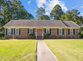 1804 Oxford Rd, Kinston, NC 28504