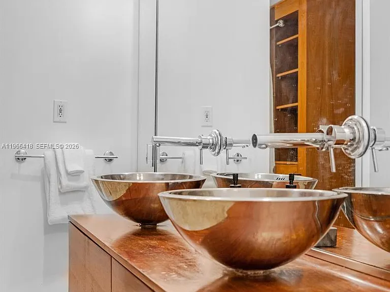 5781 Biscayne Blvd #Penthouse 3 — Photo 42