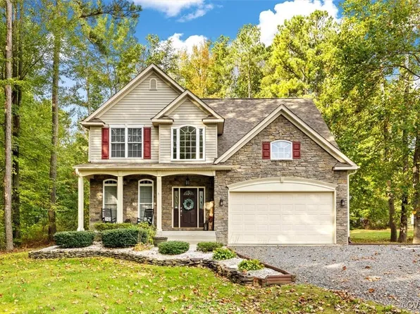 115 Lake Caroline Dr, Ruther Glen, VA 22546