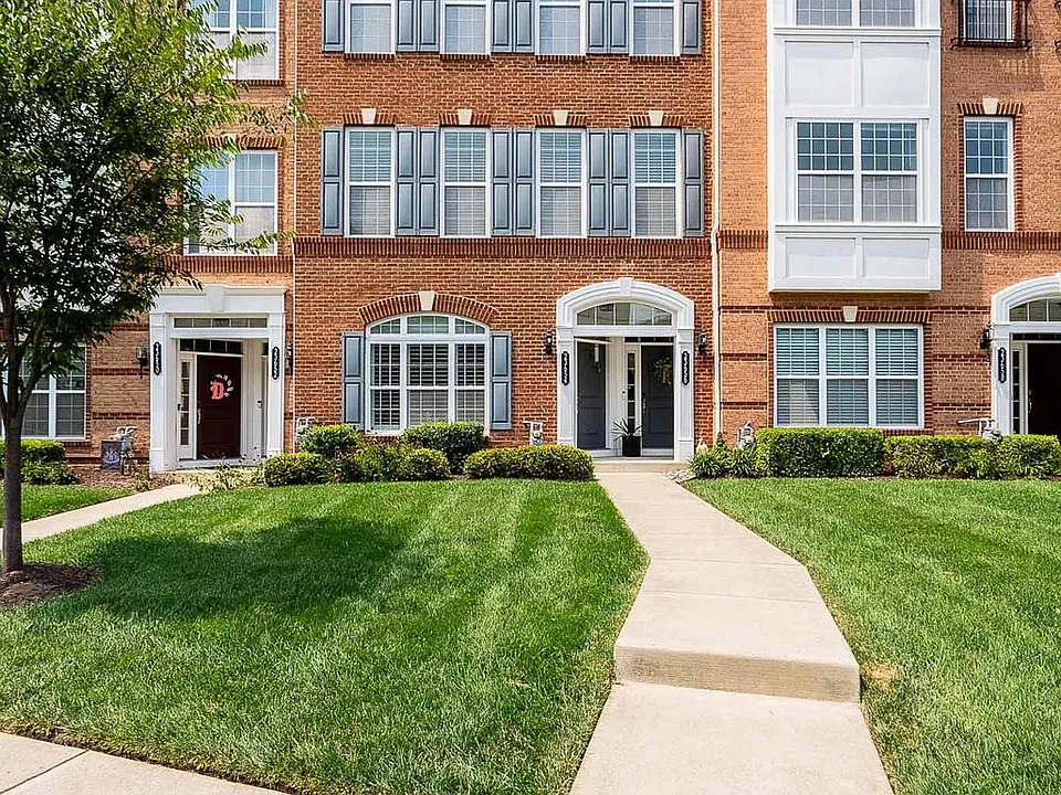 23654 Hopewell Manor Ter