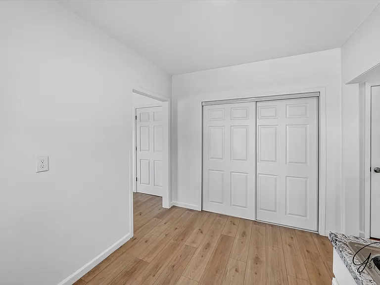 12932 Greiner - Bar Holdings & Blue & White LLC — Photo 14