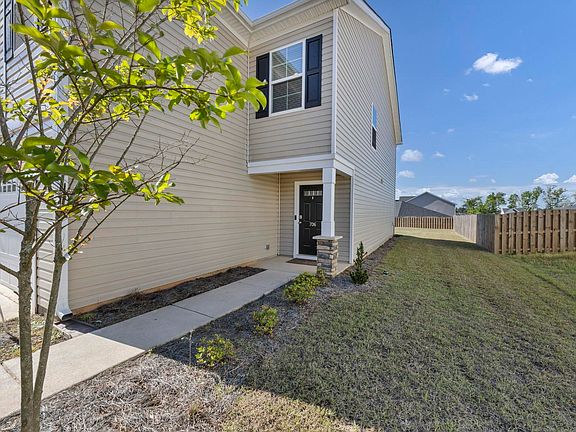3rd image of 706 Common Widgeon Way
