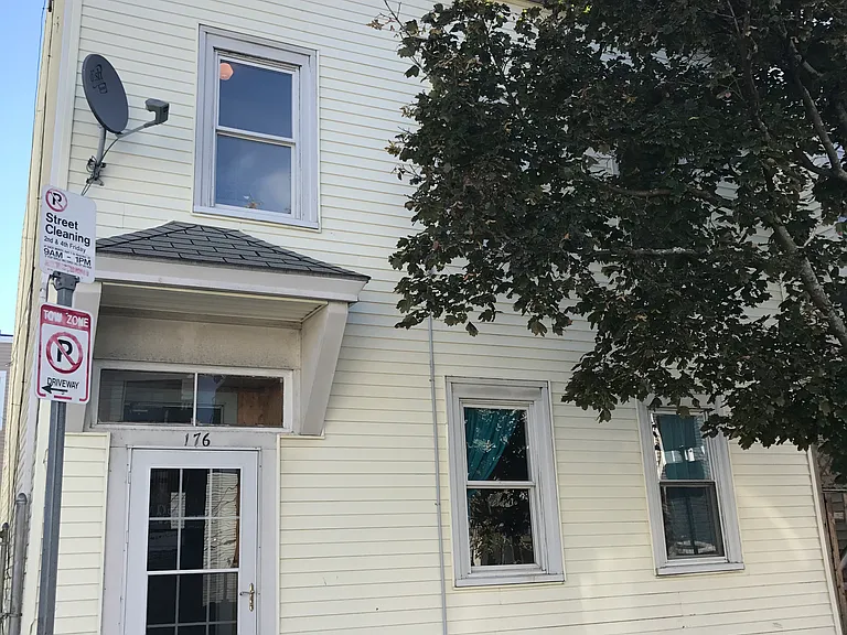 176 K St — Photo 1
